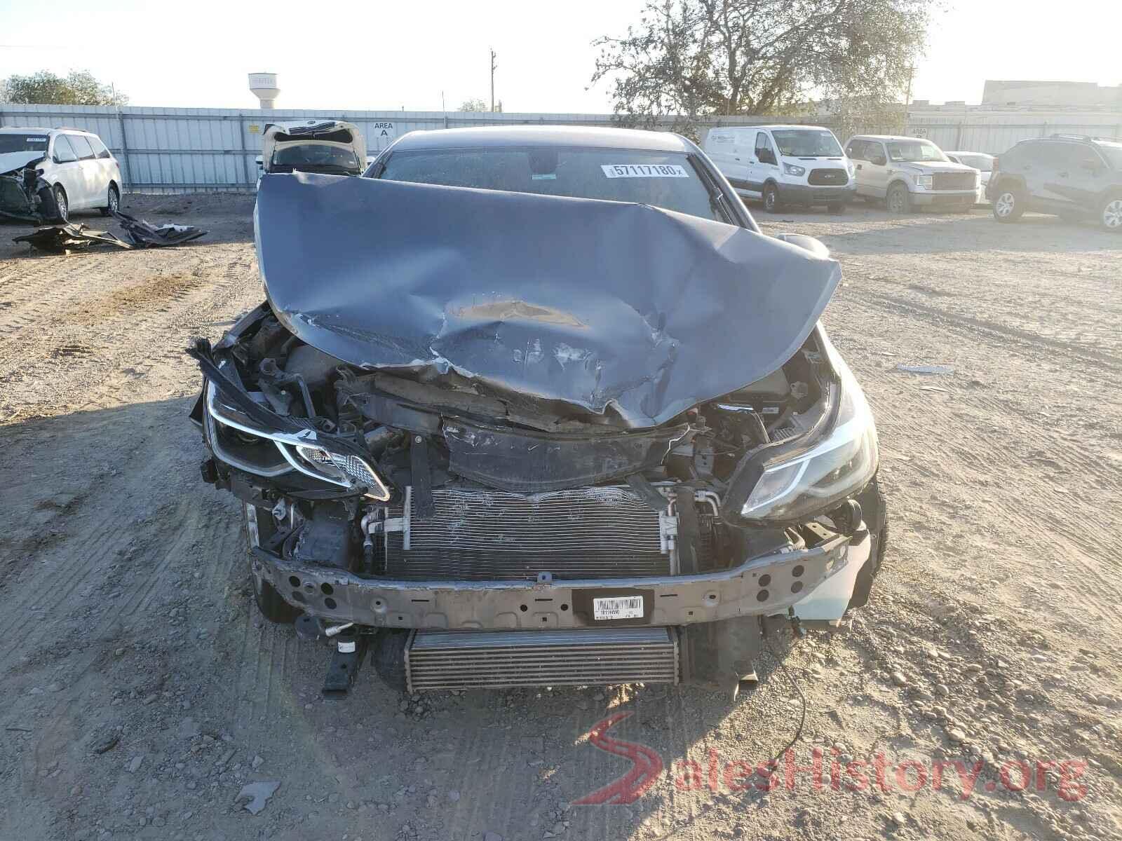 1G1BE5SM9J7144560 2018 CHEVROLET CRUZE