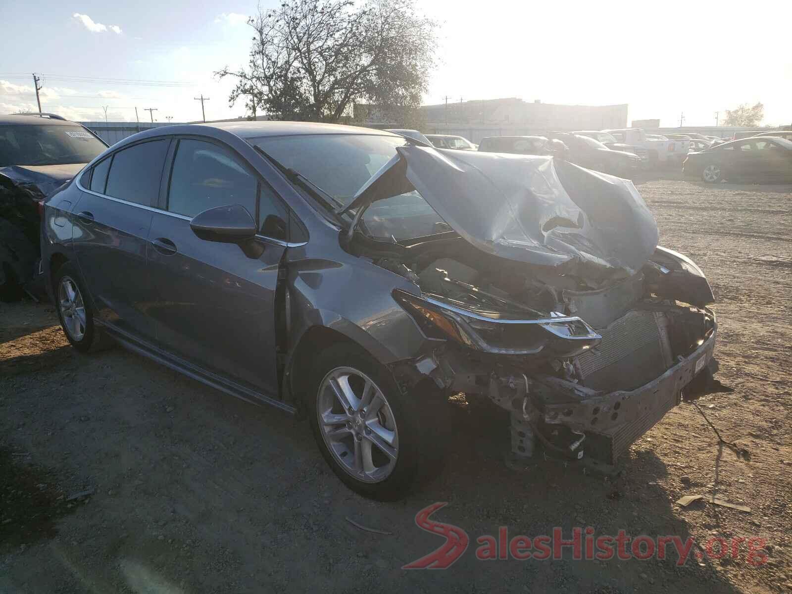 1G1BE5SM9J7144560 2018 CHEVROLET CRUZE