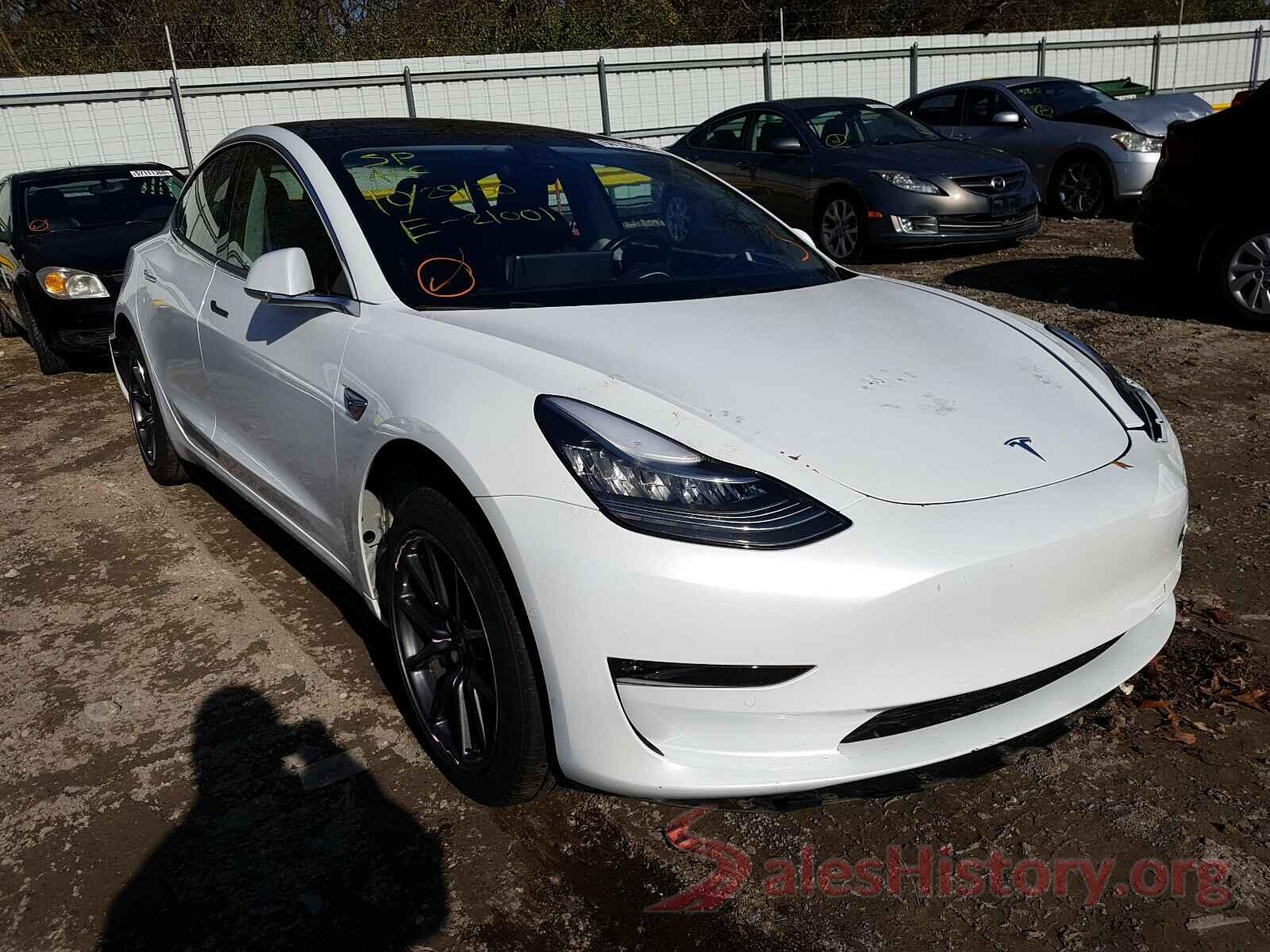 5YJ3E1EA8JF030940 2018 TESLA MODEL 3