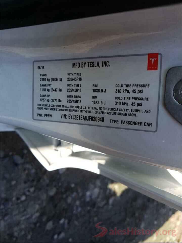 5YJ3E1EA8JF030940 2018 TESLA MODEL 3