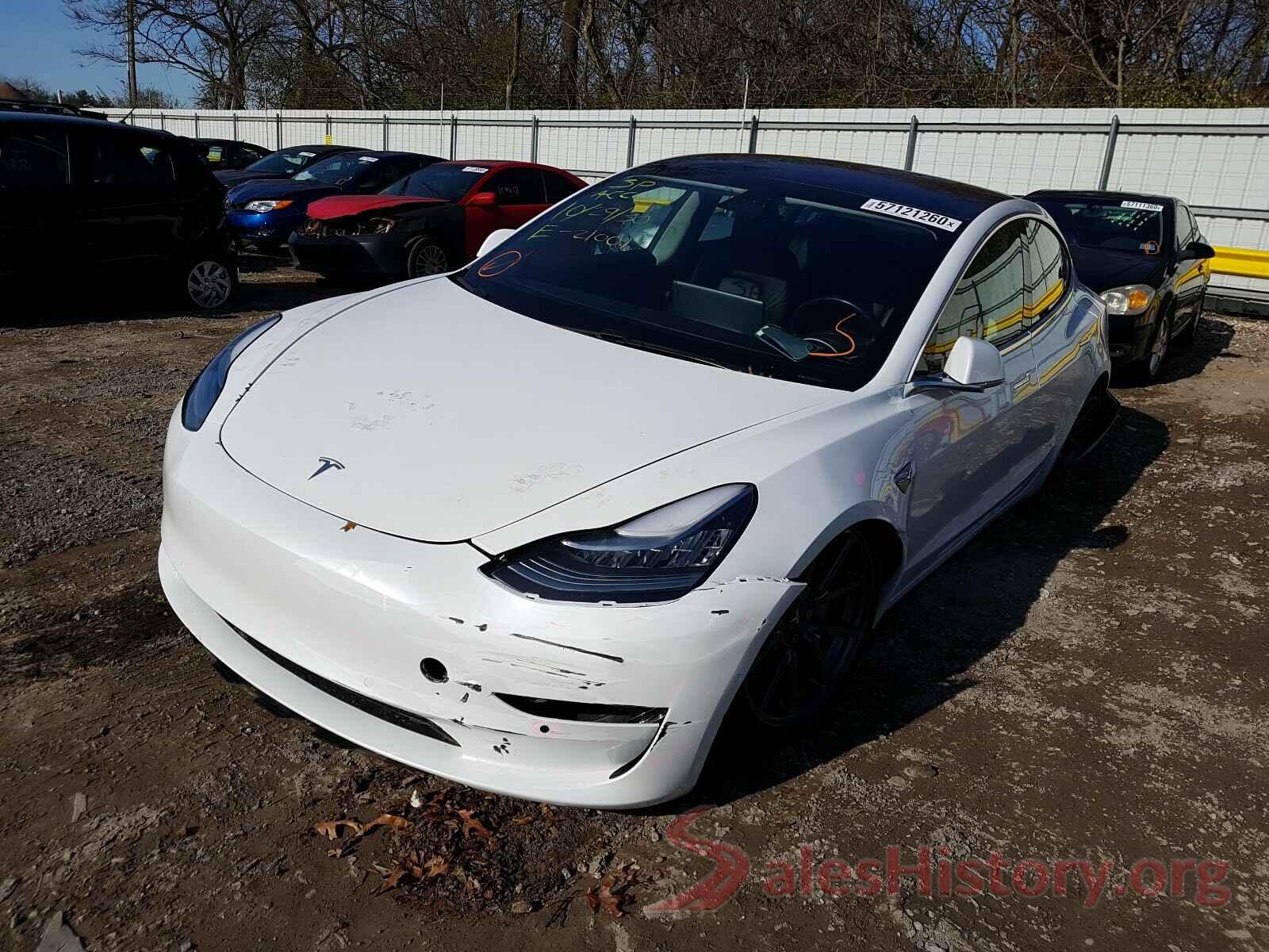 5YJ3E1EA8JF030940 2018 TESLA MODEL 3