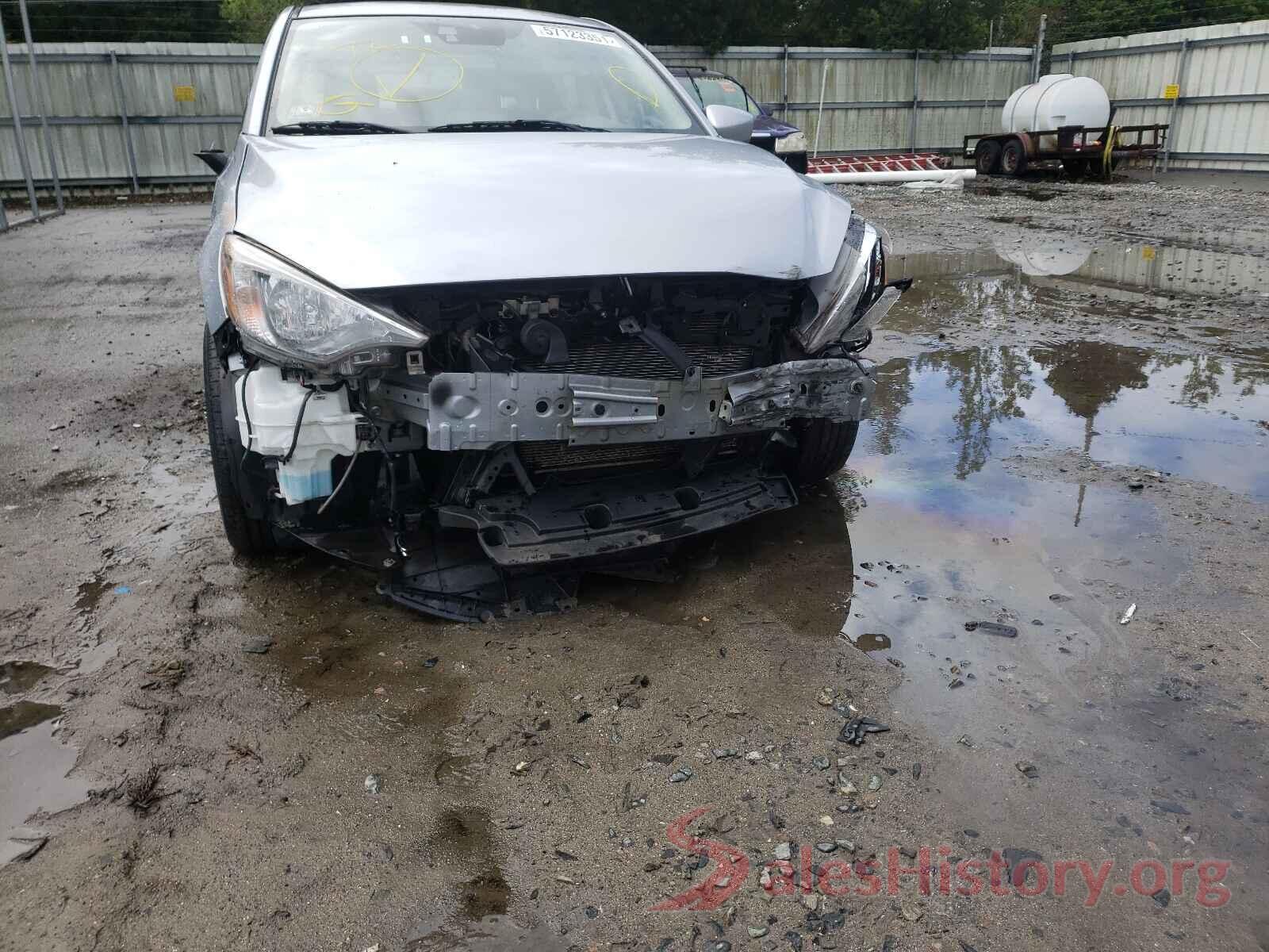 3MYDLBYV5HY155330 2017 TOYOTA YARIS