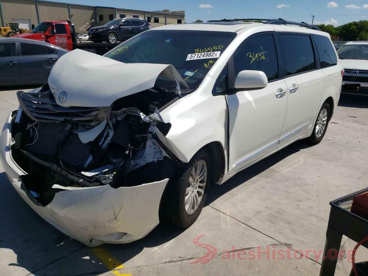 5TDYZ3DC2HS866550 2017 TOYOTA SIENNA