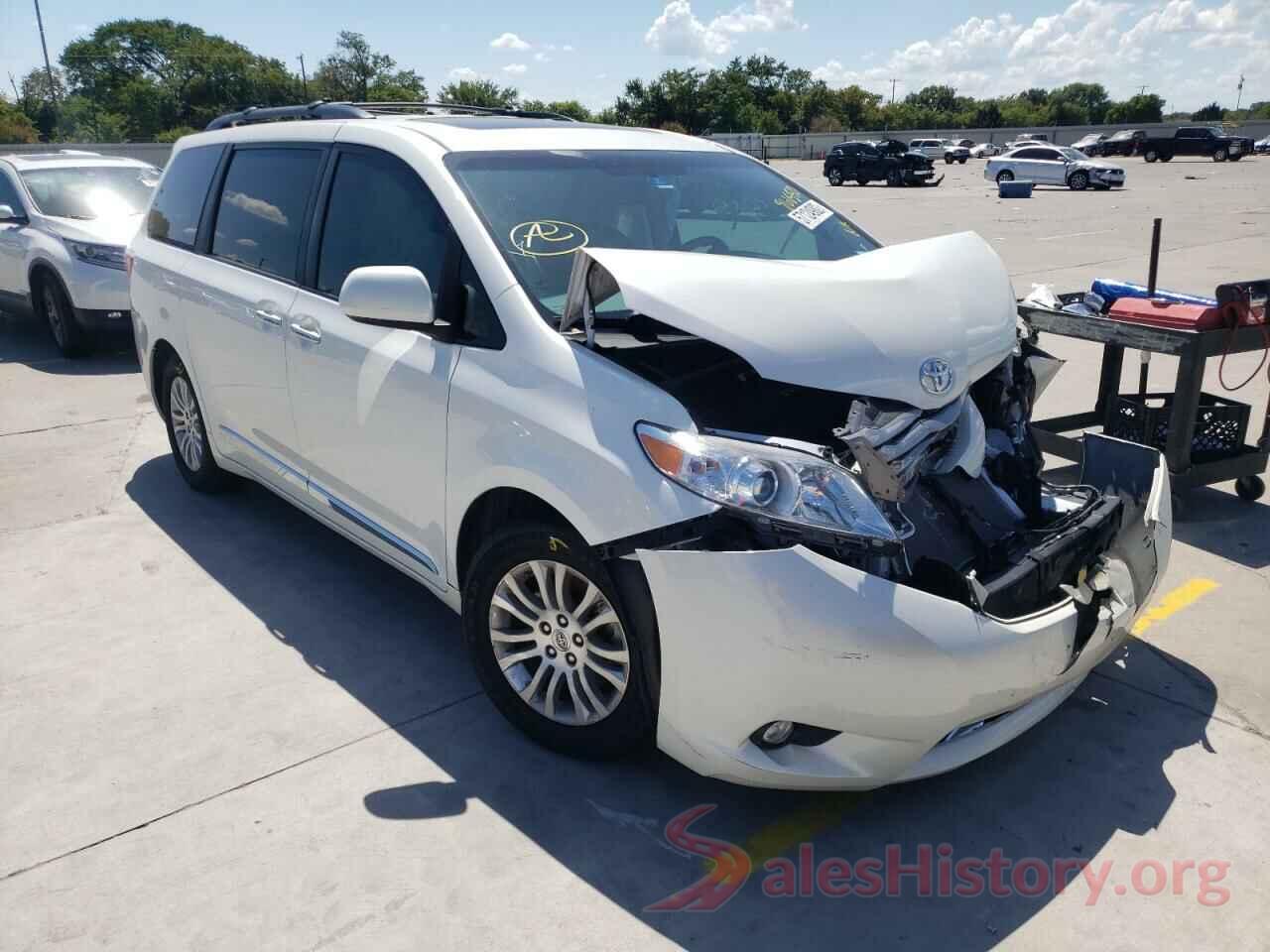 5TDYZ3DC2HS866550 2017 TOYOTA SIENNA