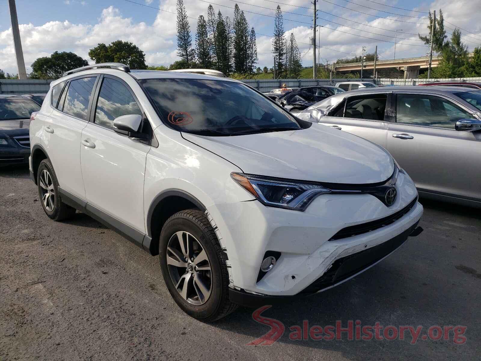 JTMWFREV0JJ163406 2018 TOYOTA RAV4