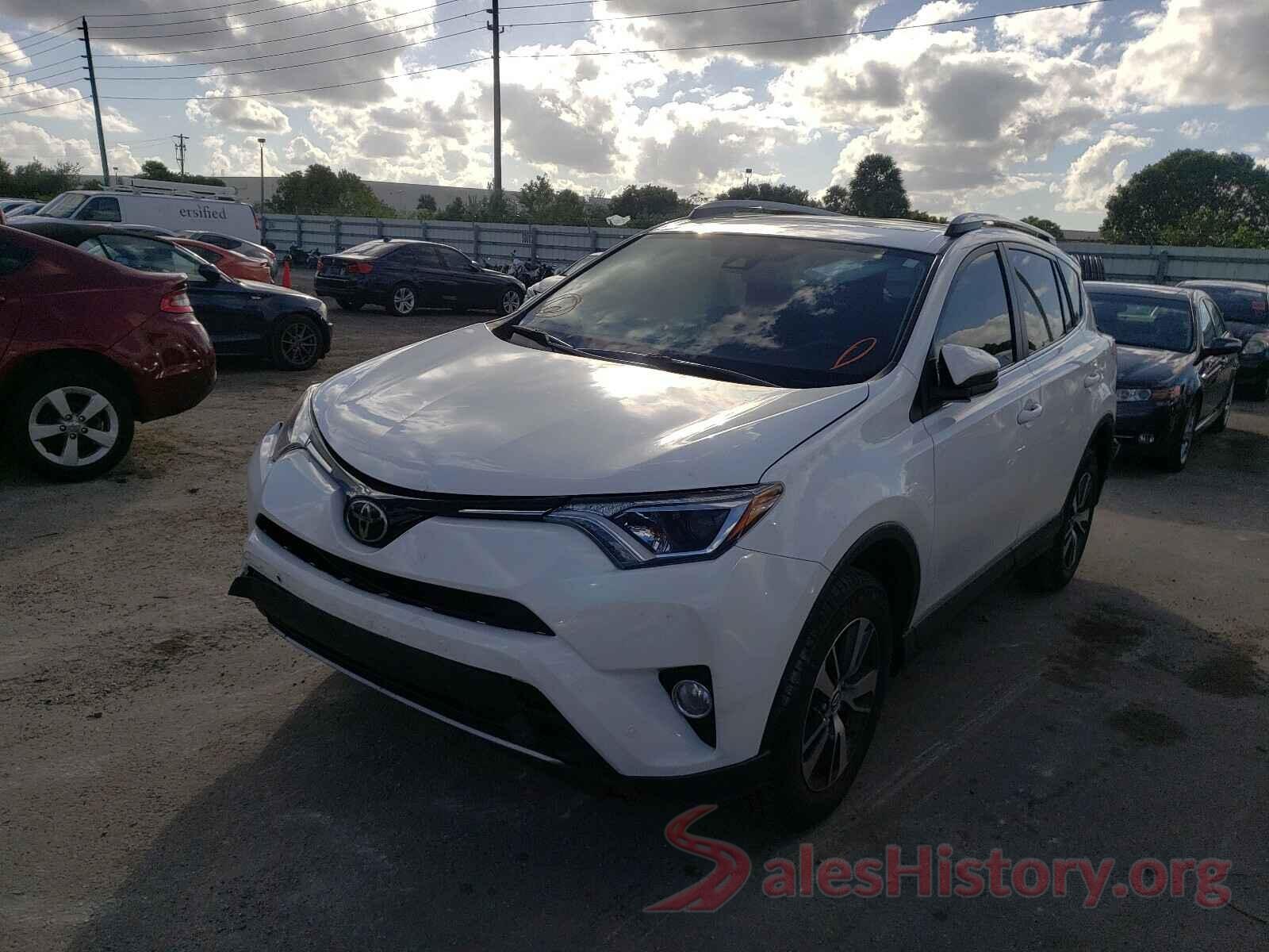 JTMWFREV0JJ163406 2018 TOYOTA RAV4