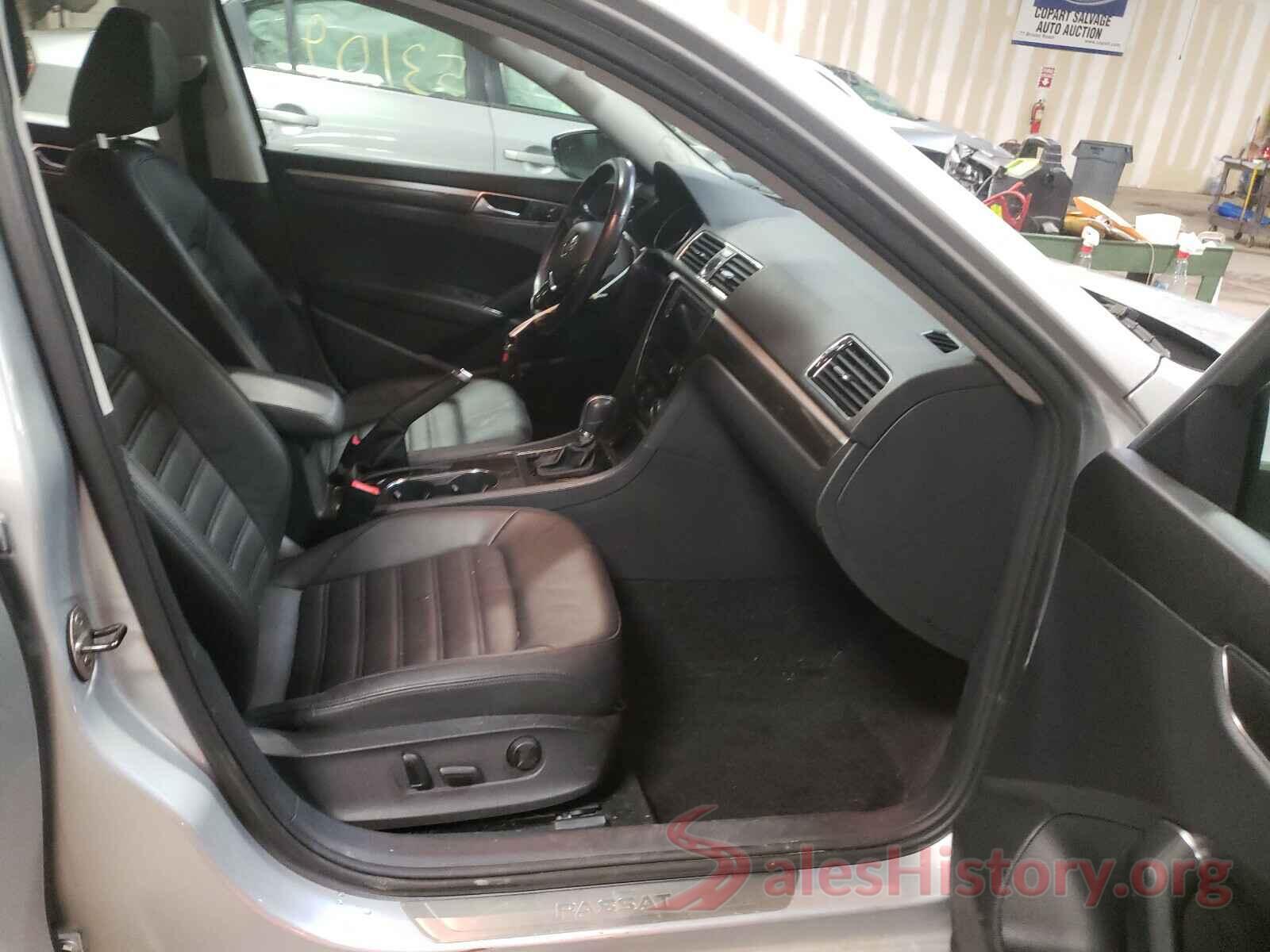 1VWCM7A30HC053887 2017 VOLKSWAGEN PASSAT