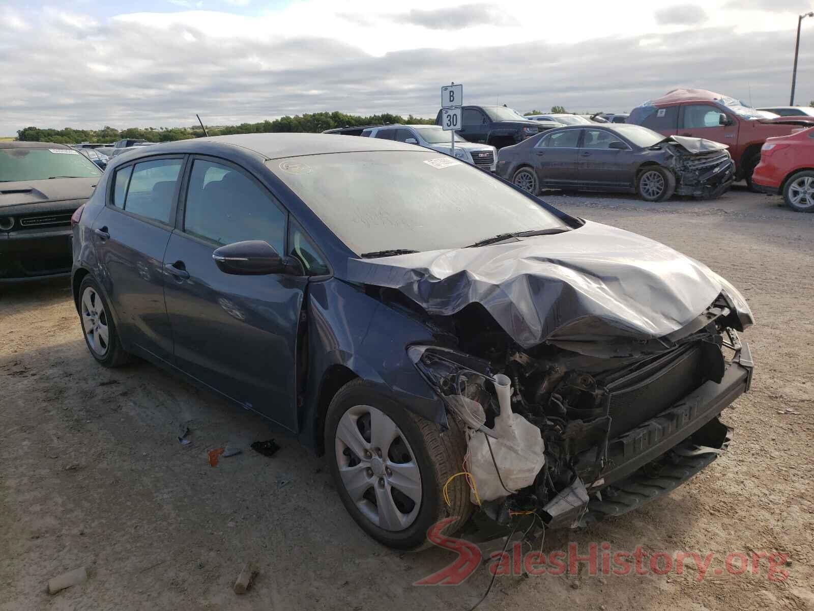 KNAFK5A81G5617679 2016 KIA FORTE