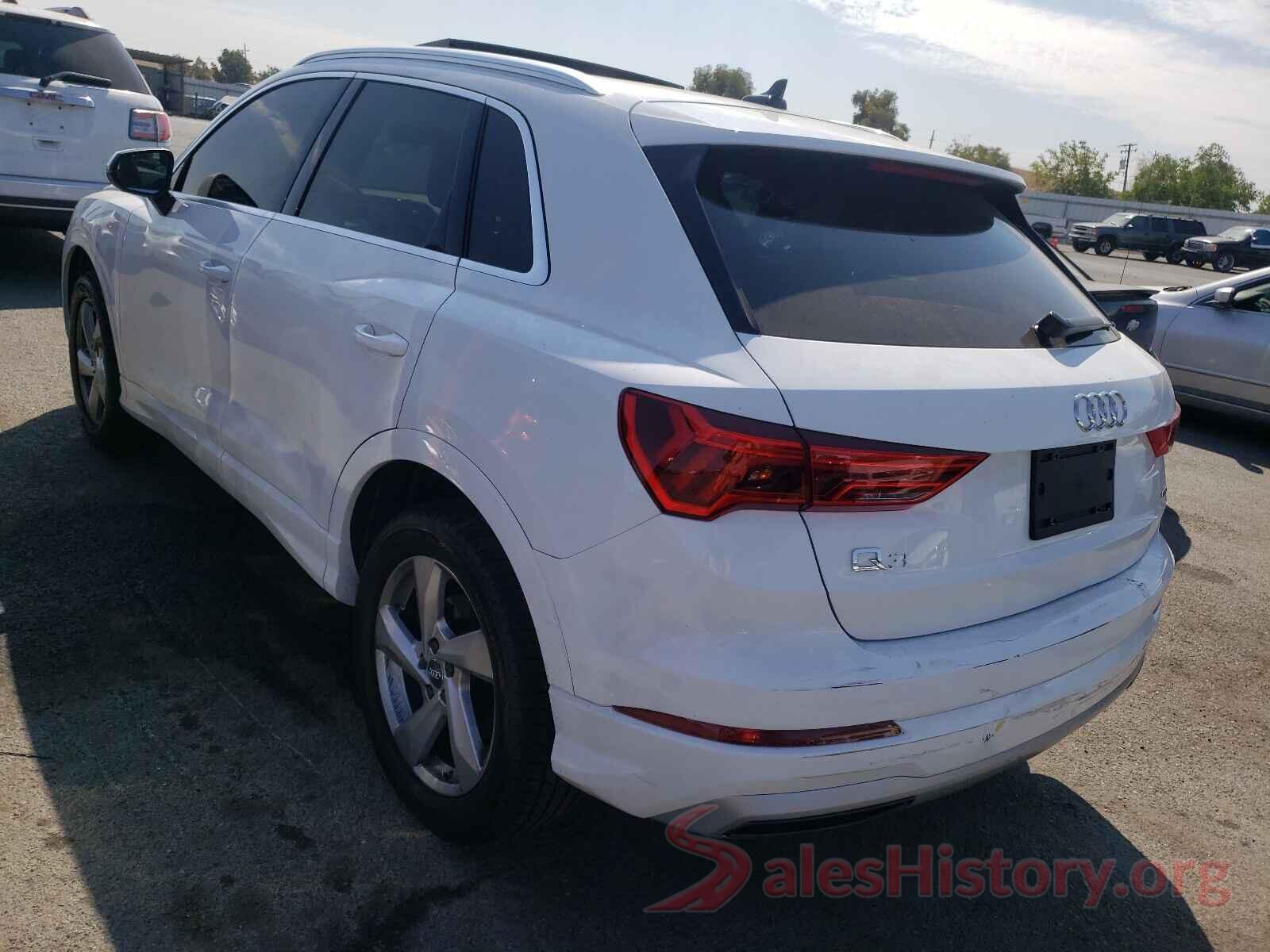 WA1AECF37K1077240 2019 AUDI Q3