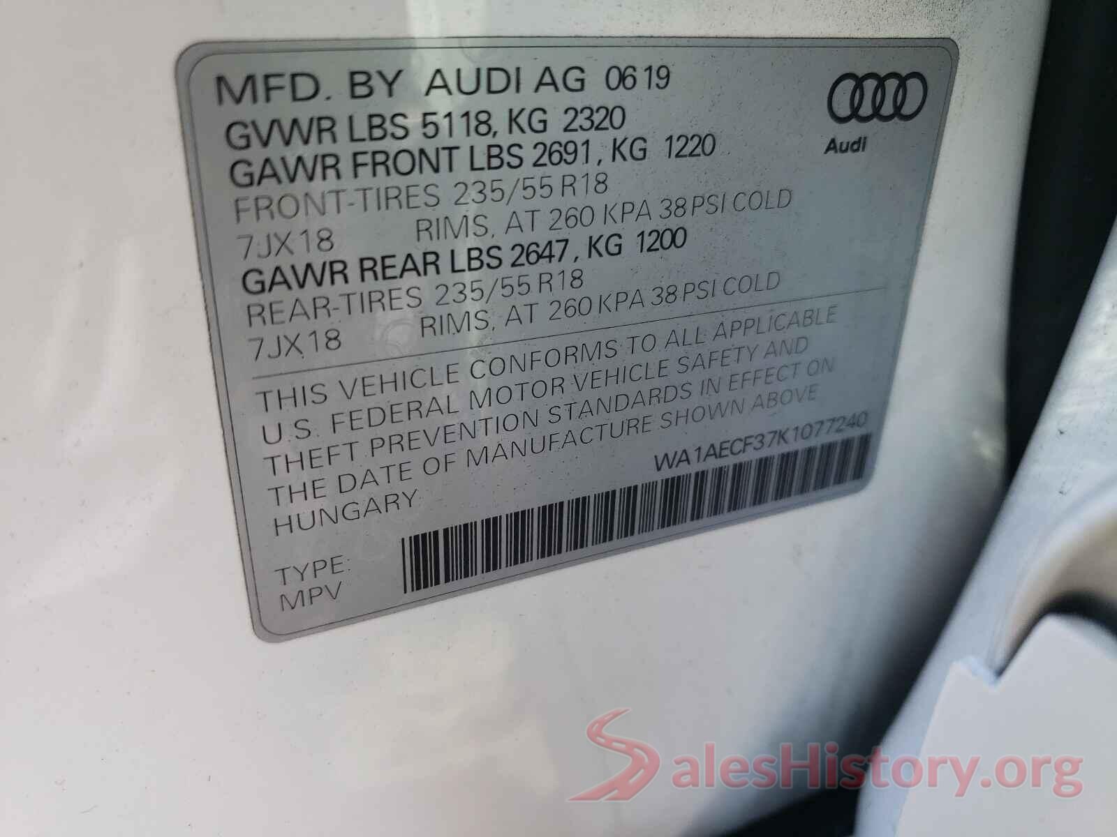 WA1AECF37K1077240 2019 AUDI Q3