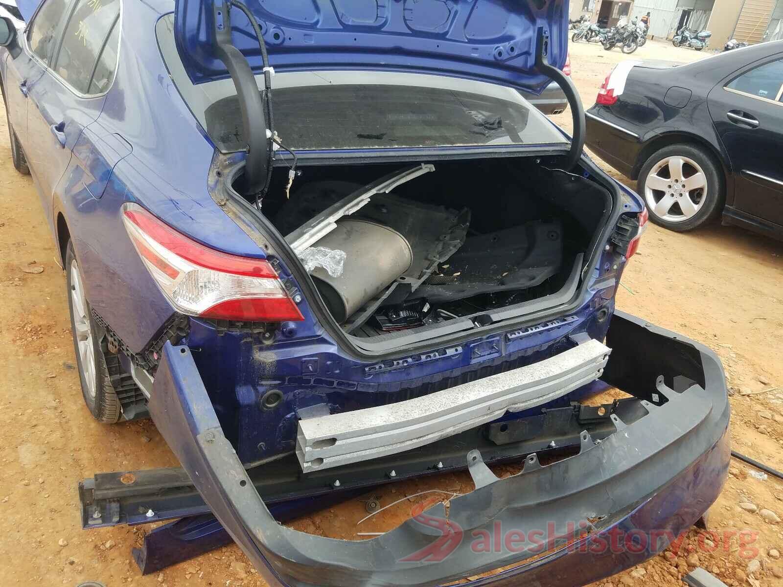 JTNB11HK6J3006706 2018 TOYOTA CAMRY