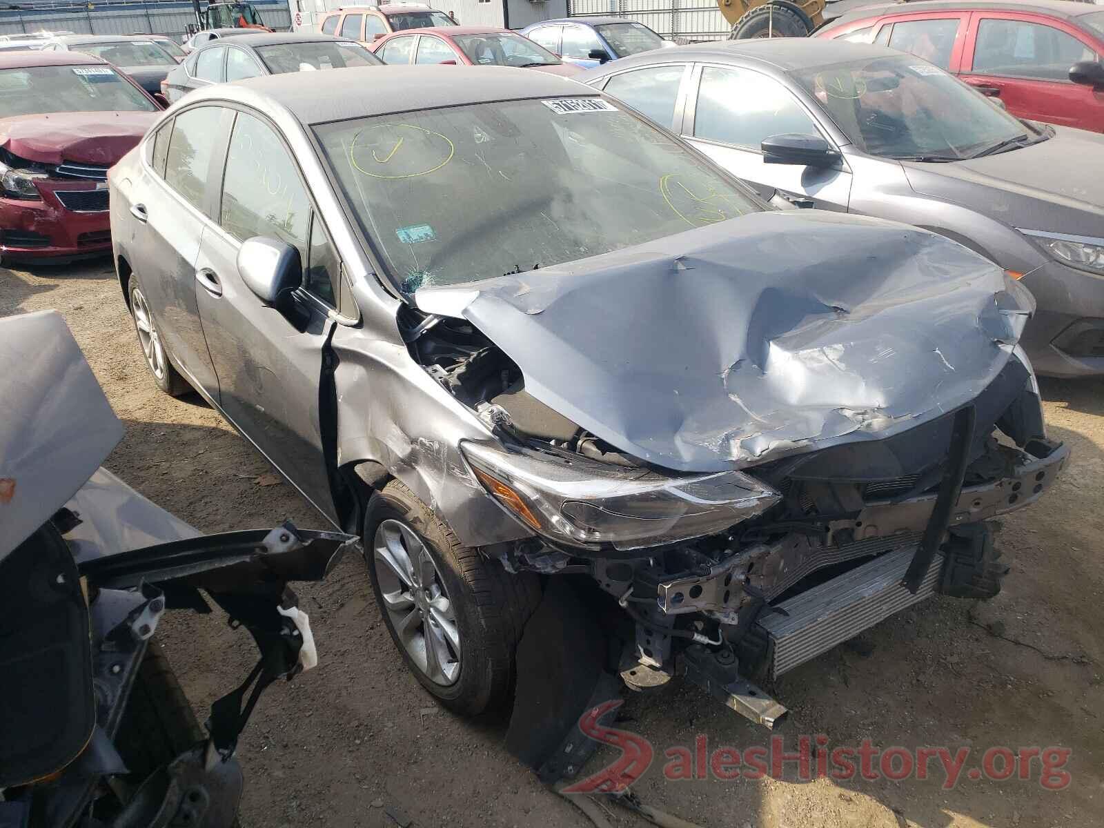 1G1BE5SM2K7135197 2019 CHEVROLET CRUZE