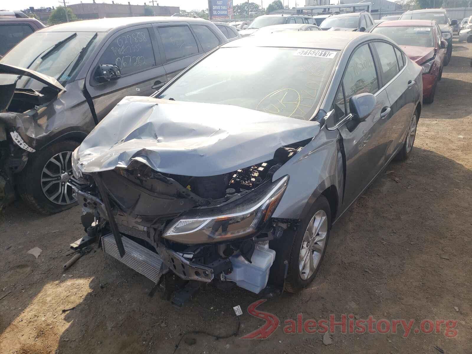 1G1BE5SM2K7135197 2019 CHEVROLET CRUZE