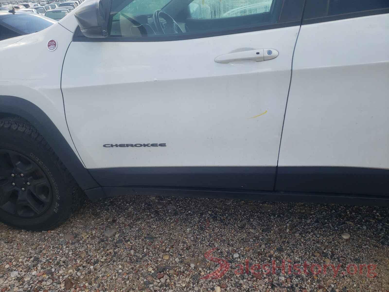 1C4PJMBN8KD259696 2019 JEEP CHEROKEE