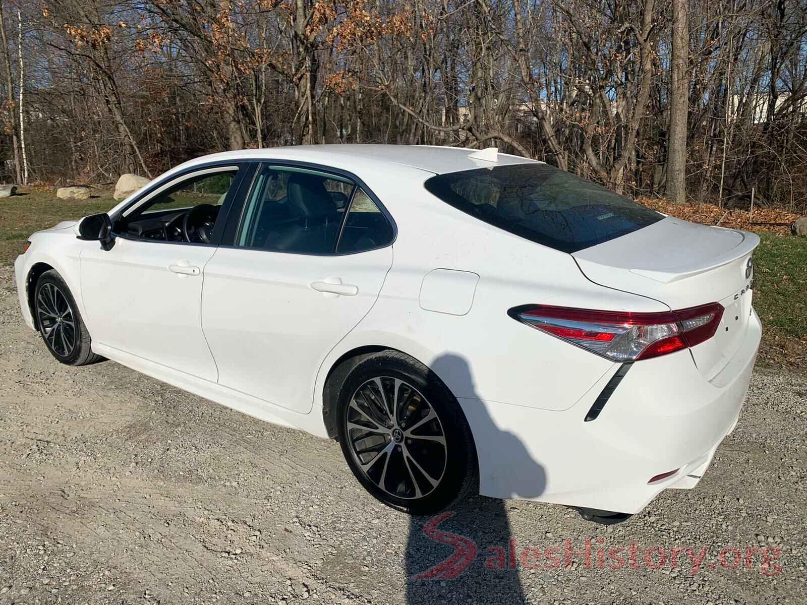 4T1G11AKXLU355512 2020 TOYOTA CAMRY