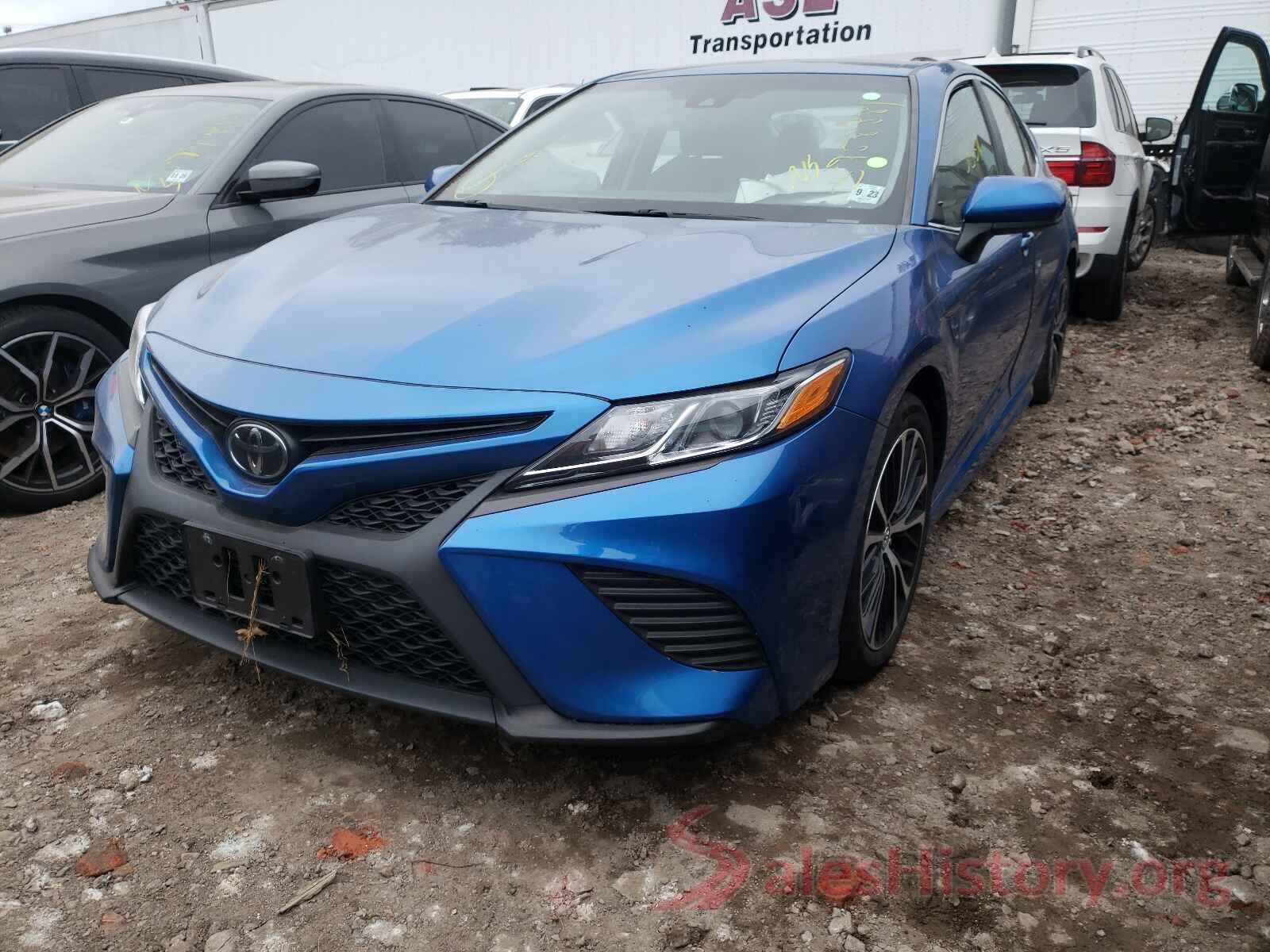 4T1B11HK3JU122892 2018 TOYOTA CAMRY