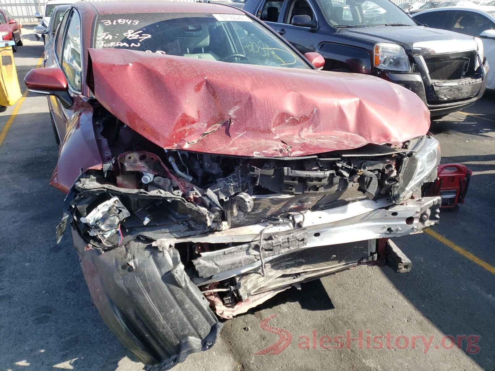 4T1B11HK0JU504779 2018 TOYOTA CAMRY