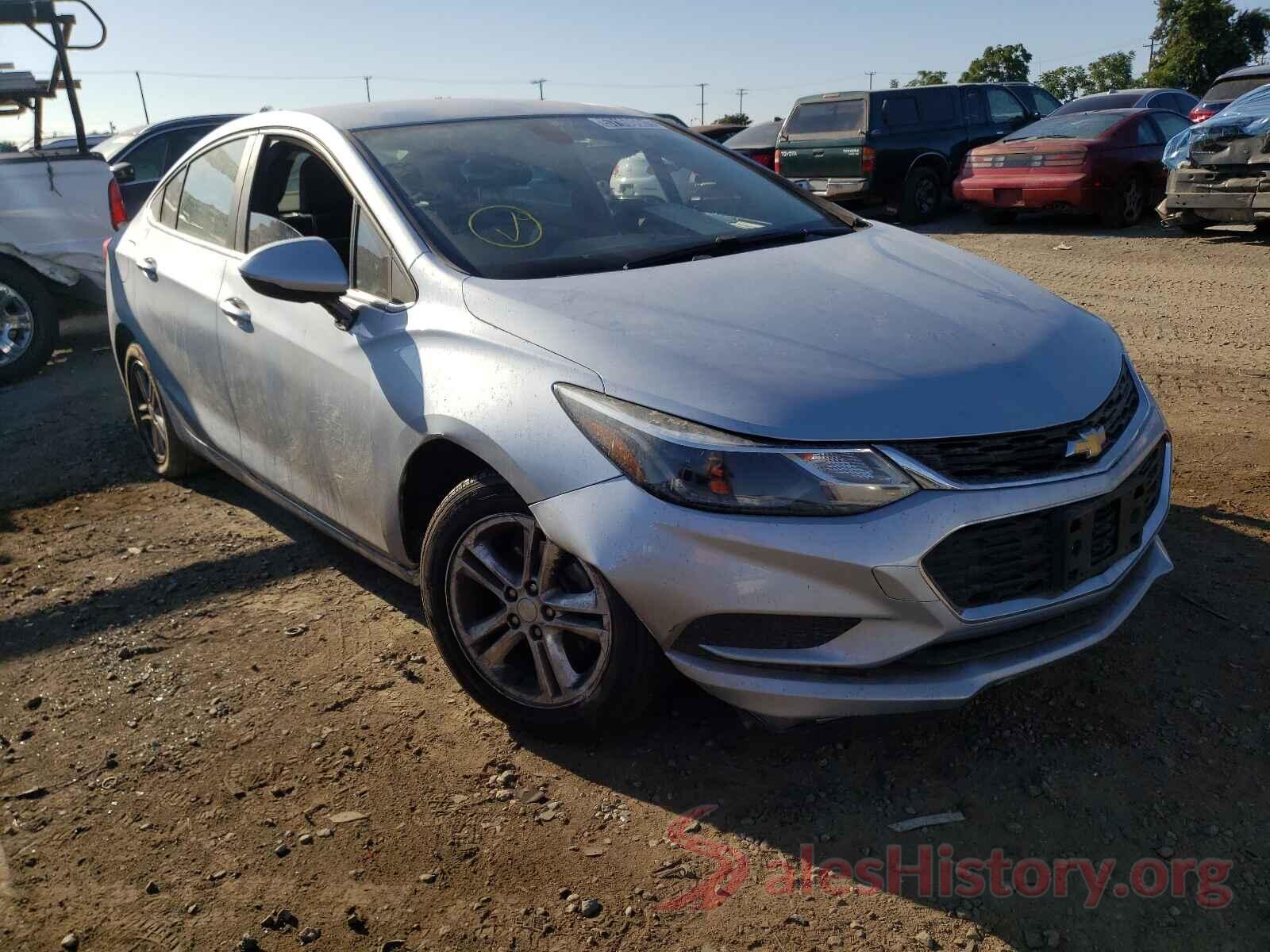 1G1BE5SMXJ7109753 2018 CHEVROLET CRUZE