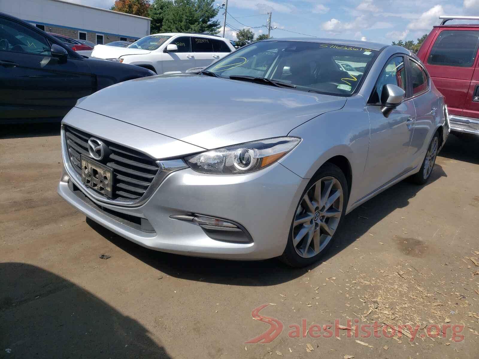 3MZBN1V38JM242663 2018 MAZDA 3