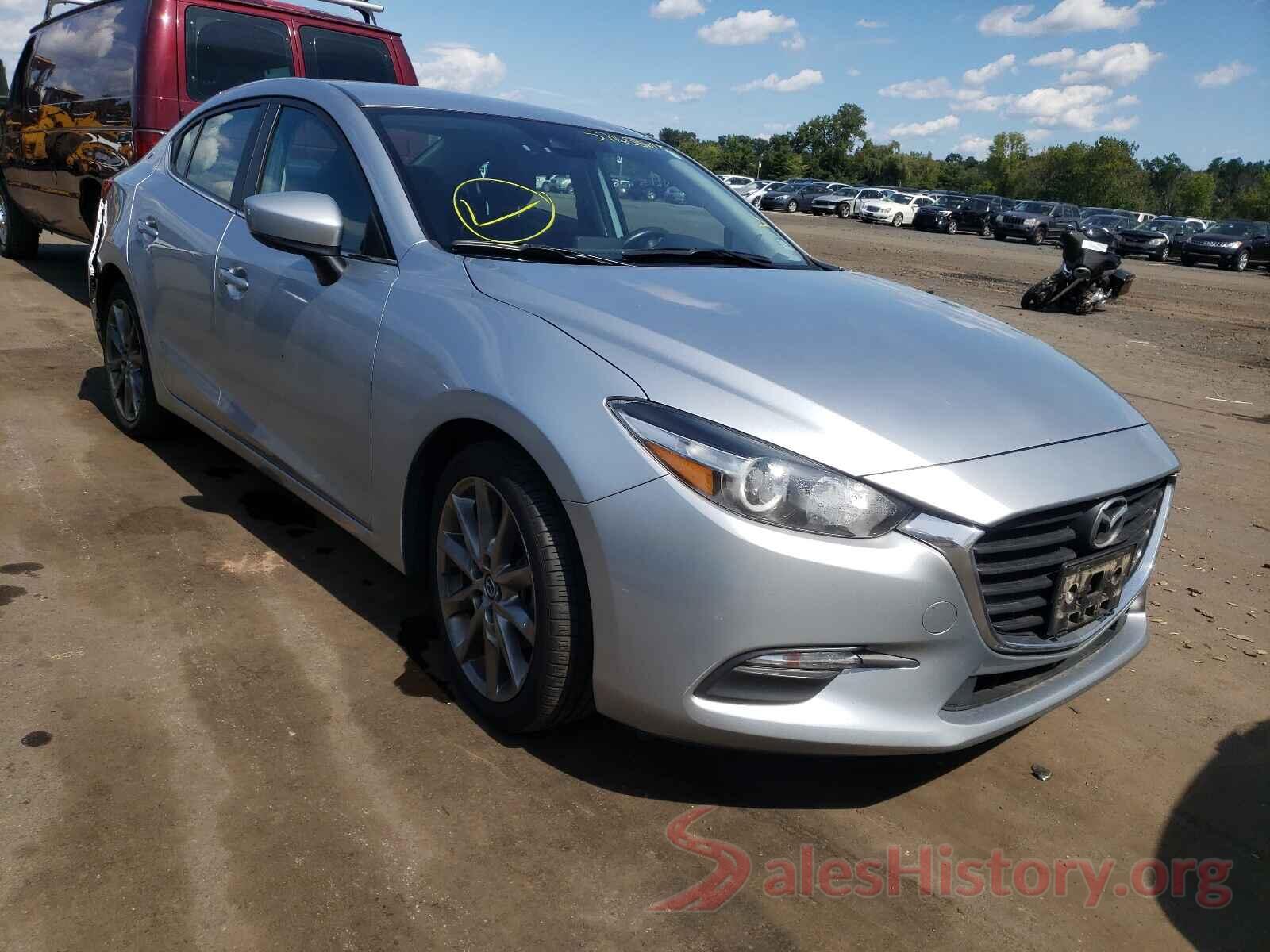 3MZBN1V38JM242663 2018 MAZDA 3