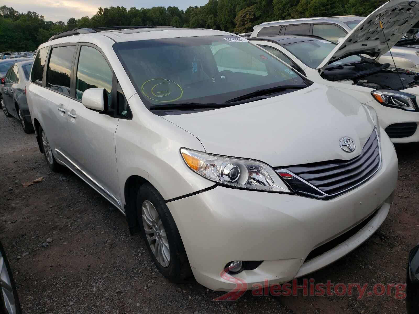 5TDYZ3DC2HS826730 2017 TOYOTA SIENNA