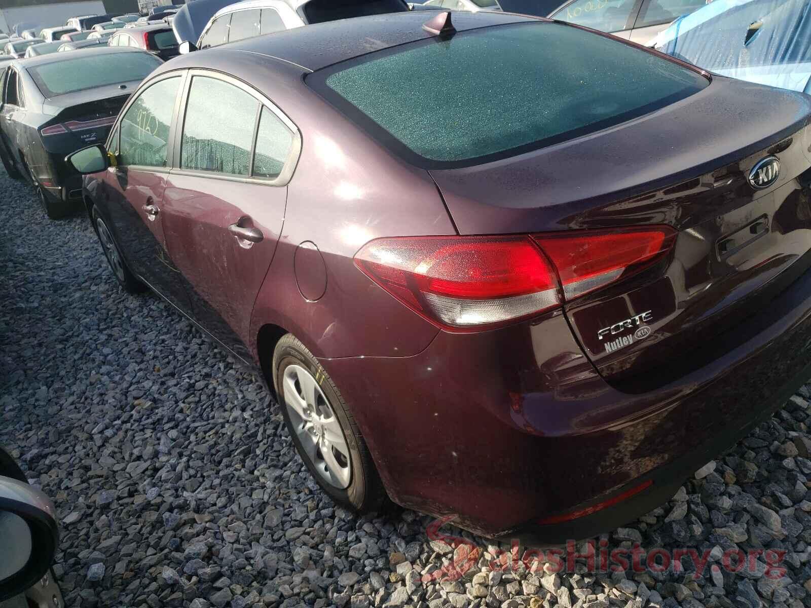 3KPFK4A75JE266615 2018 KIA FORTE