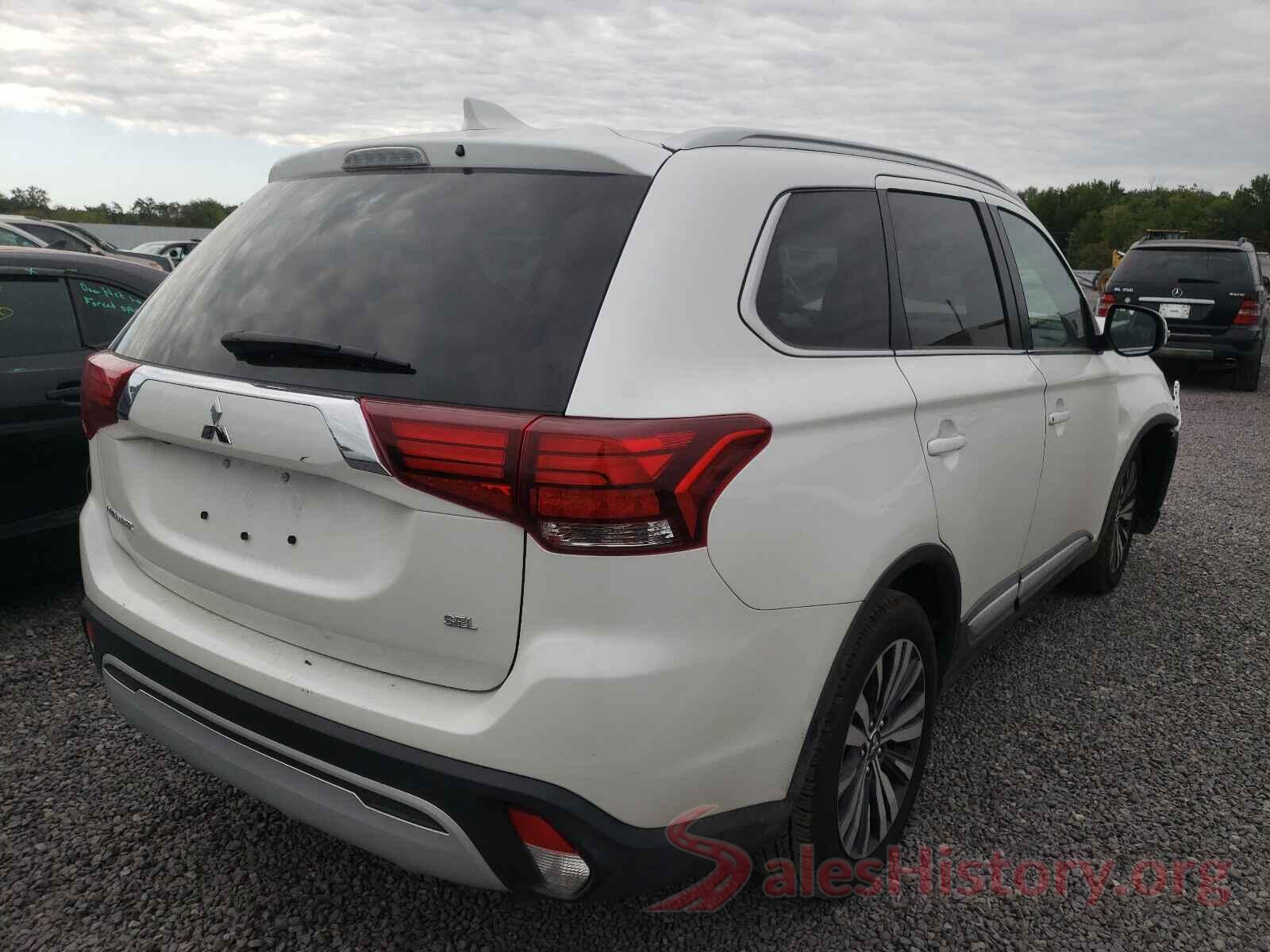 JA4AD3A33LZ017050 2020 MITSUBISHI OUTLANDER