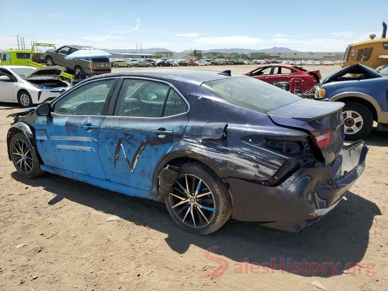 4T1G11AK2MU425652 2021 TOYOTA CAMRY