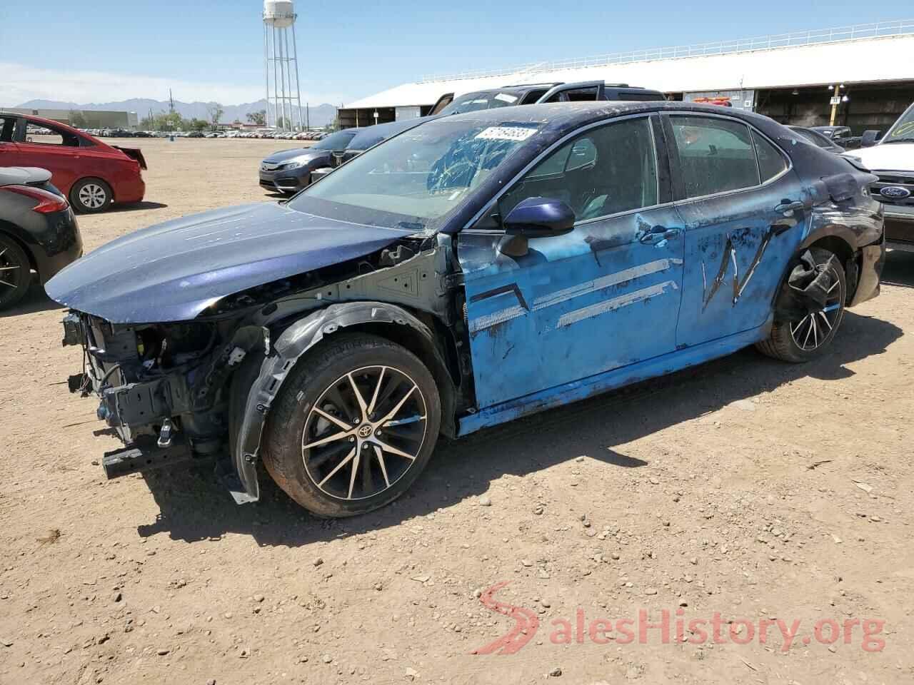 4T1G11AK2MU425652 2021 TOYOTA CAMRY