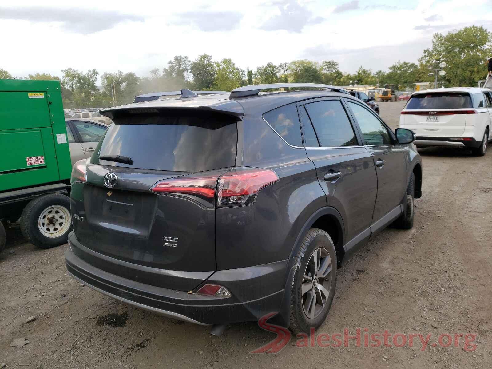 2T3RFREV2JW808524 2018 TOYOTA RAV4