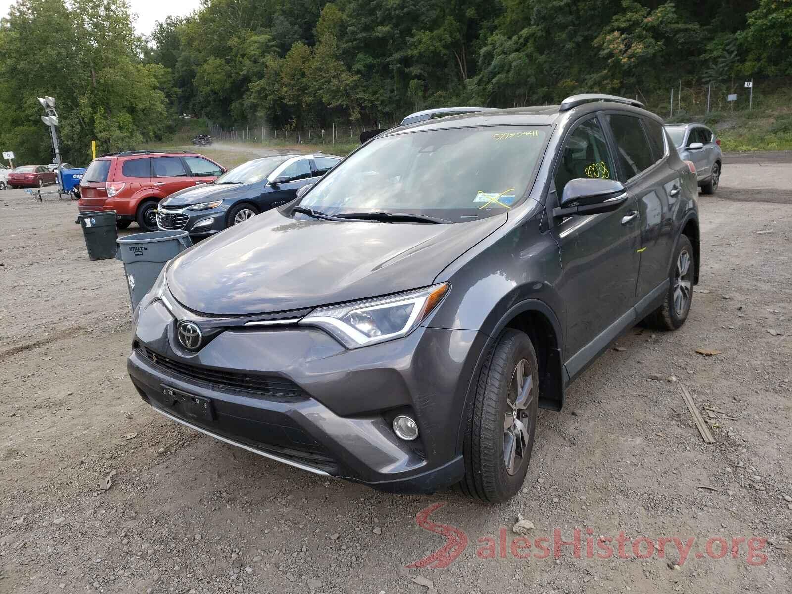 2T3RFREV2JW808524 2018 TOYOTA RAV4