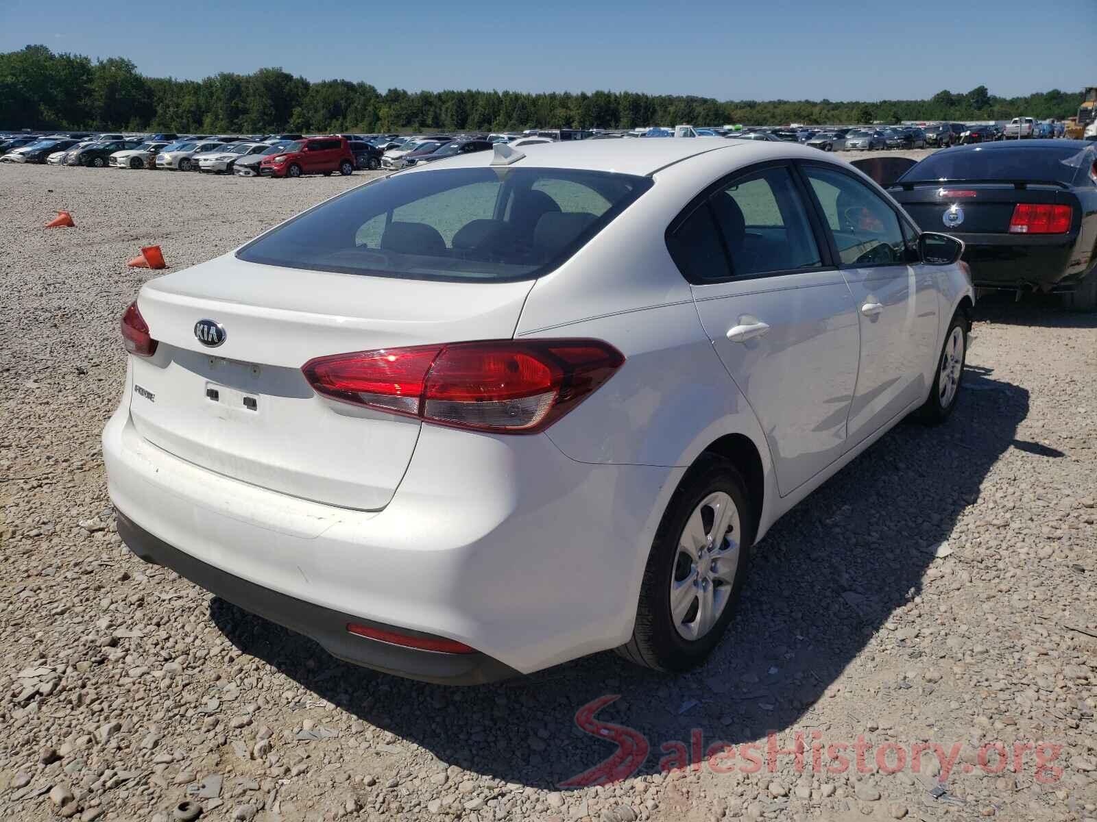 3KPFK4A75JE284810 2018 KIA FORTE