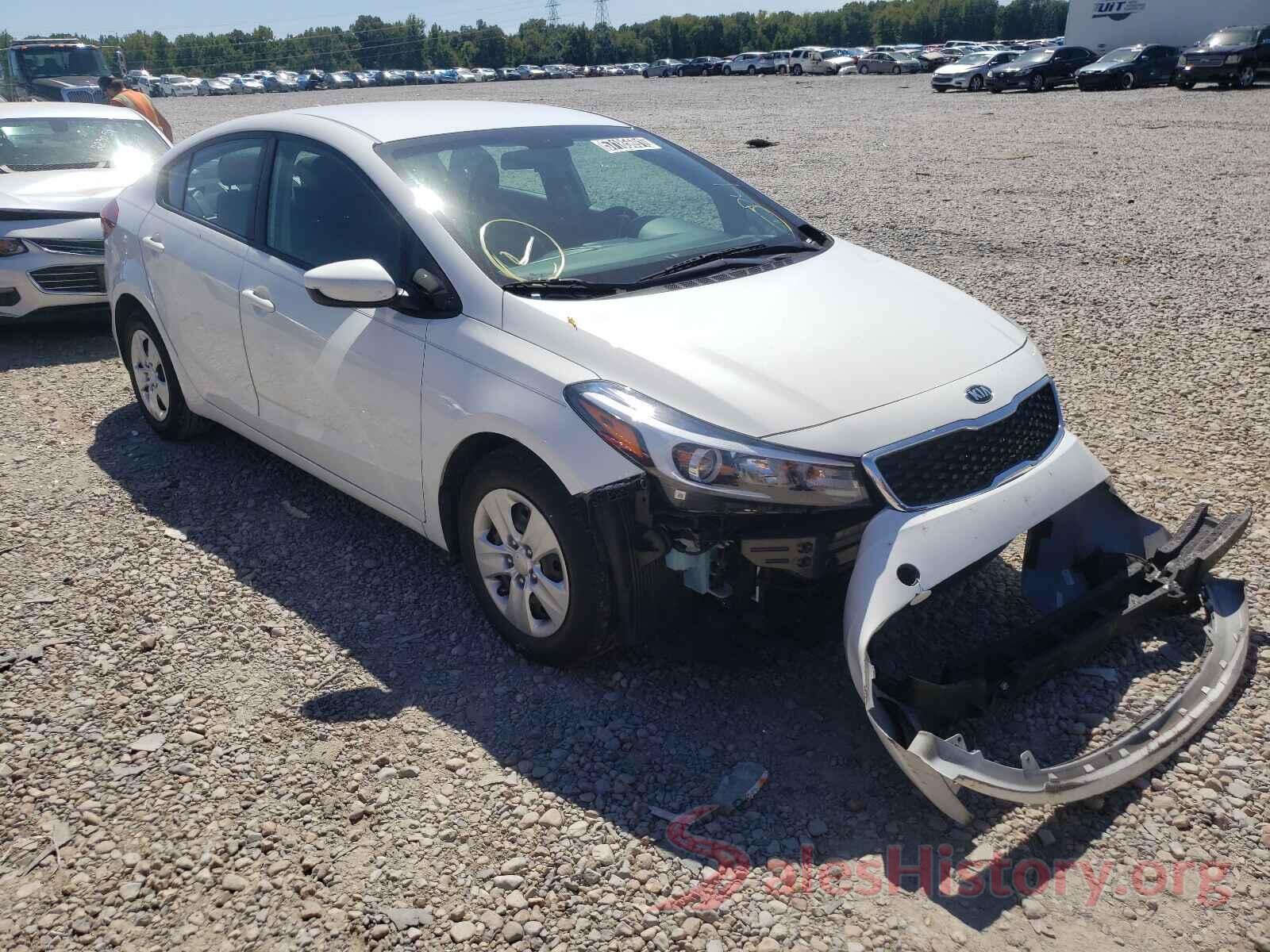 3KPFK4A75JE284810 2018 KIA FORTE