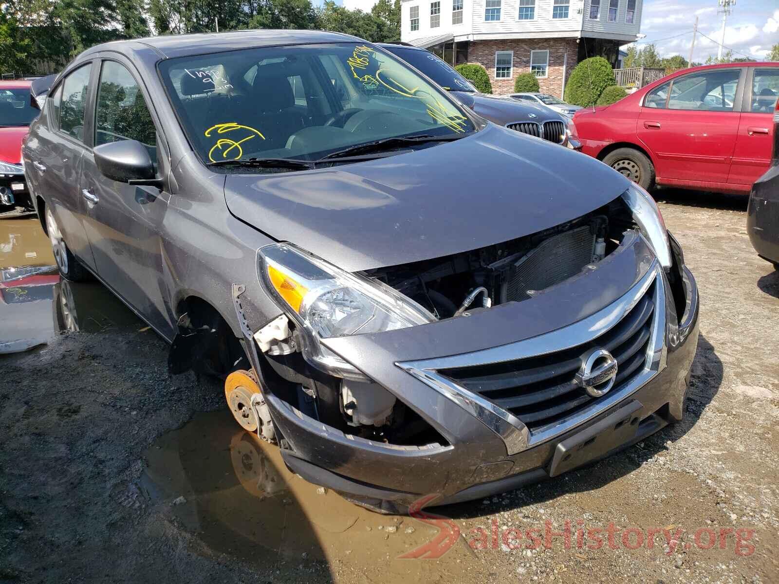 3N1CN7AP9JL877306 2018 NISSAN VERSA