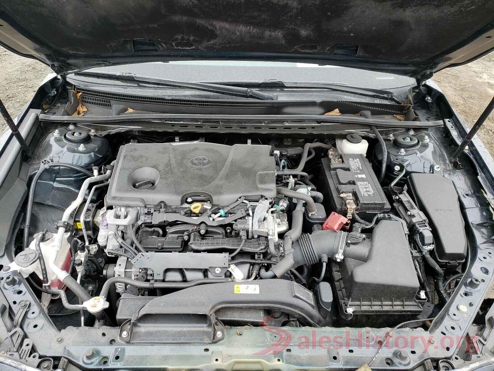 4T1B11HK0JU622475 2018 TOYOTA CAMRY