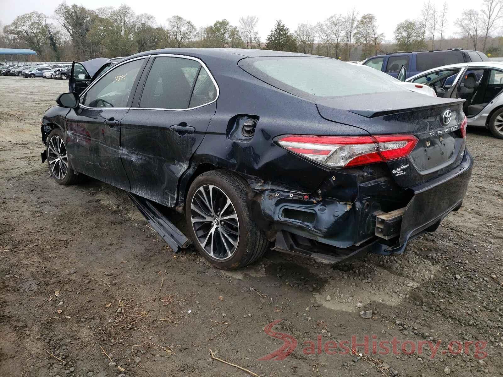 4T1B11HK0JU622475 2018 TOYOTA CAMRY