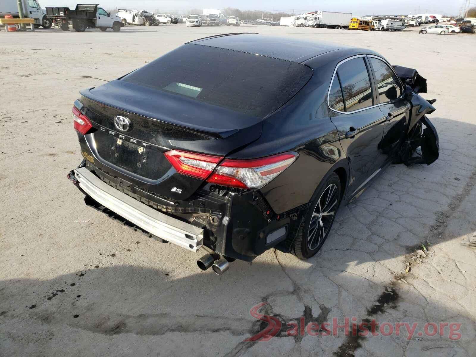 4T1B11HK1JU096776 2018 TOYOTA CAMRY