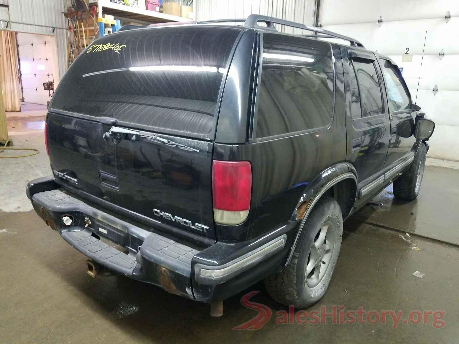 1GNDT13W5W2288858 1998 CHEVROLET BLAZER