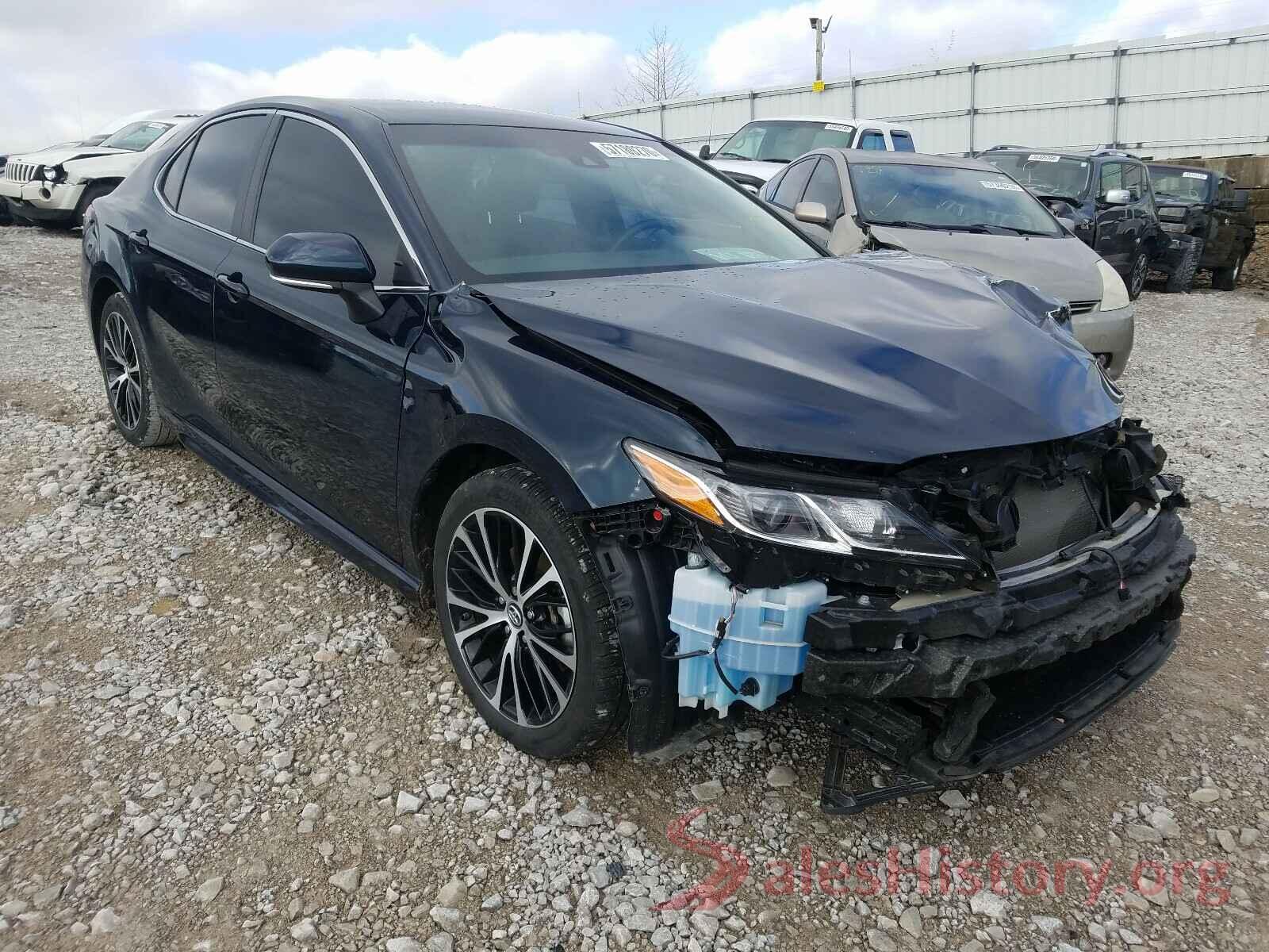 4T1B11HK7JU595839 2018 TOYOTA CAMRY