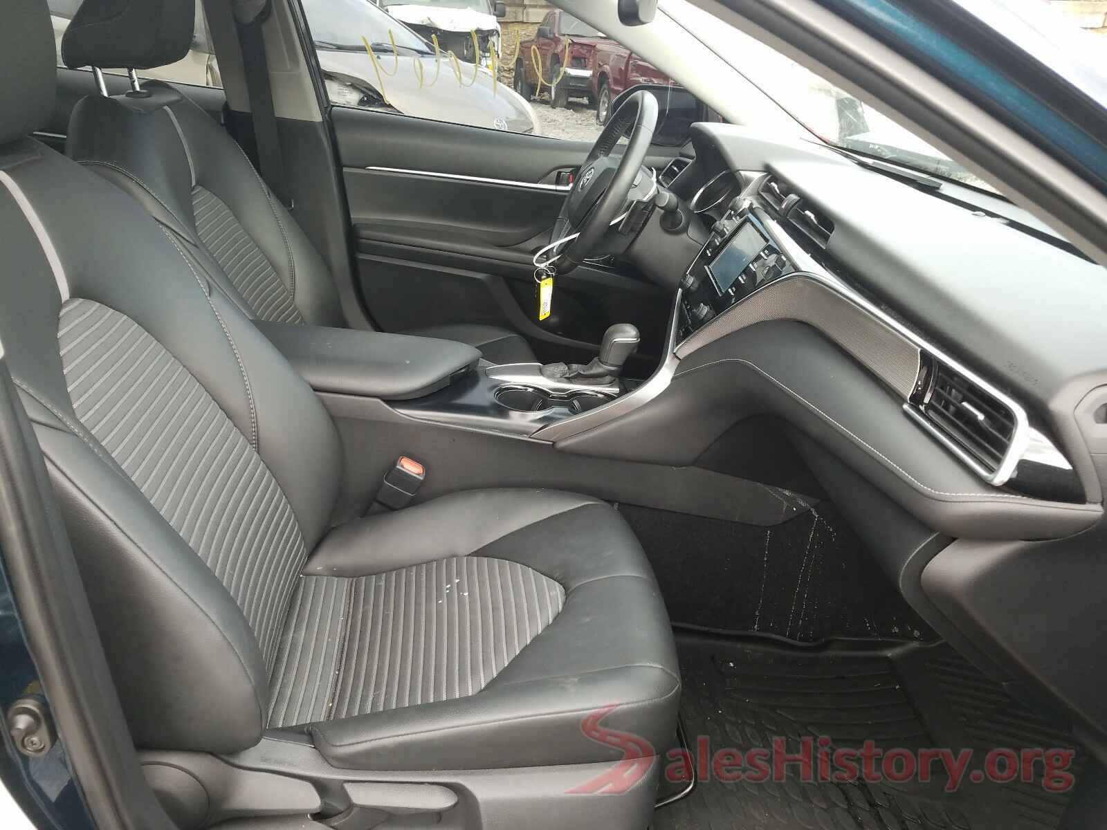 4T1B11HK7JU595839 2018 TOYOTA CAMRY