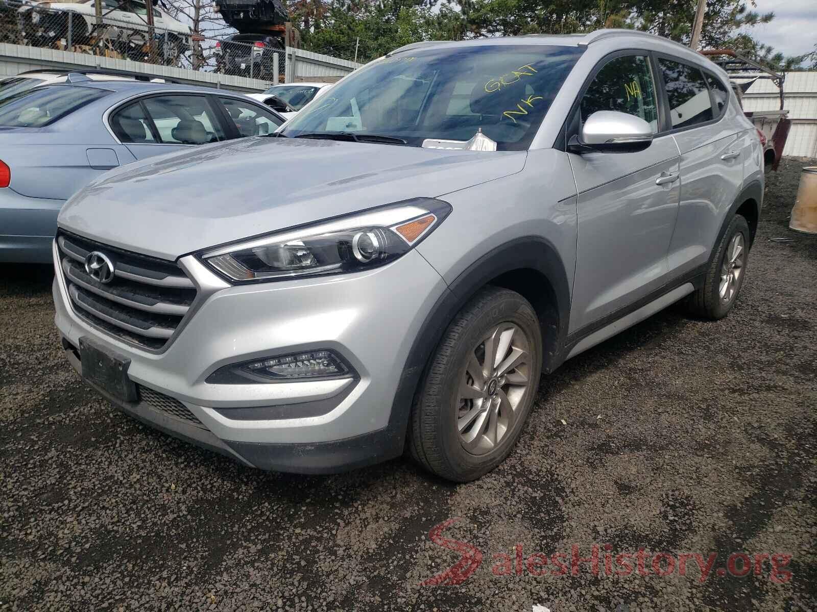 KM8J3CA4XHU403823 2017 HYUNDAI TUCSON