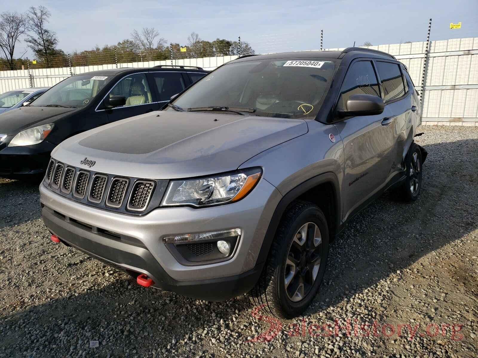 3C4NJDDB9JT230209 2018 JEEP COMPASS