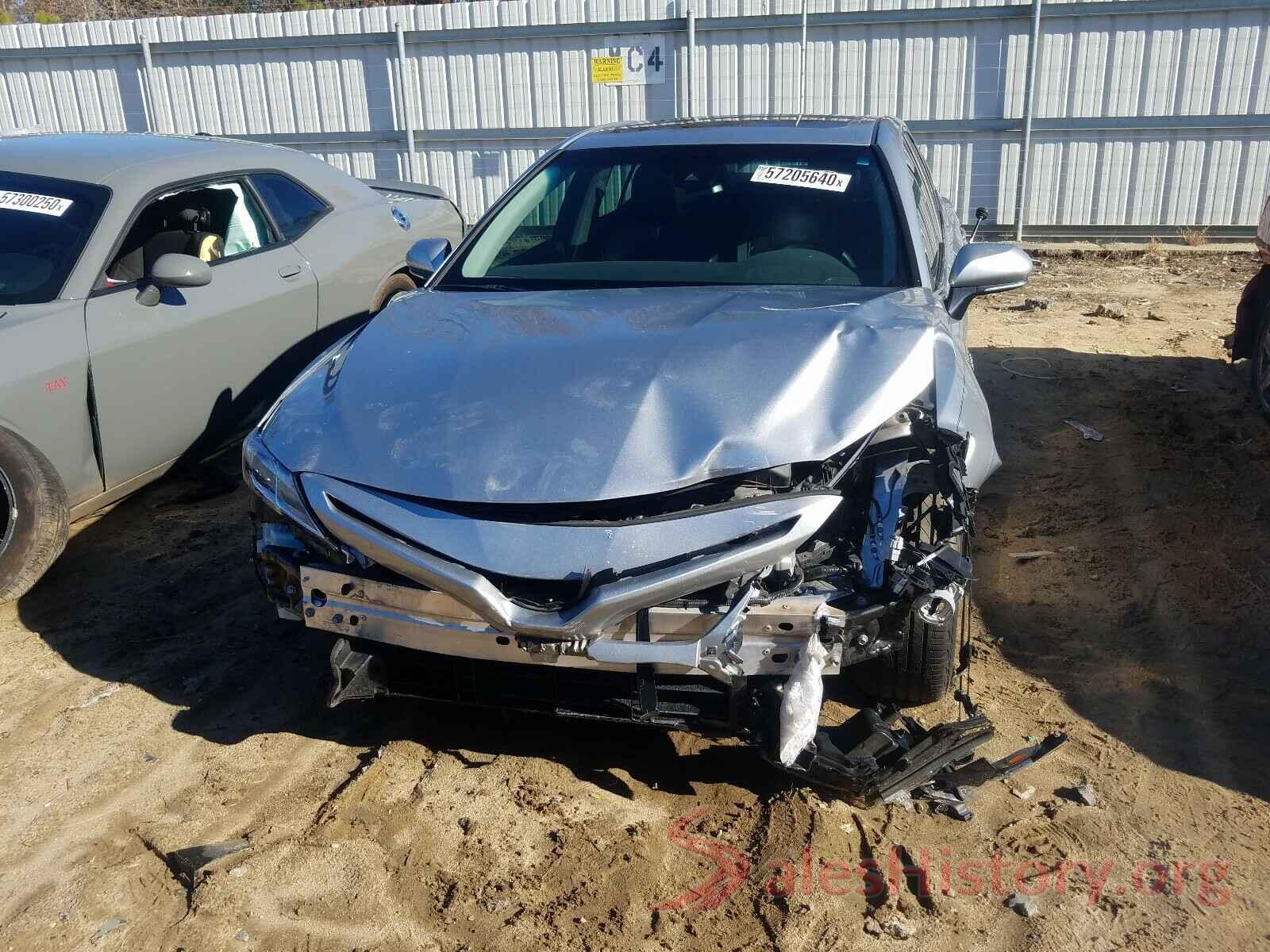 4T1B21HK3JU007836 2018 TOYOTA CAMRY