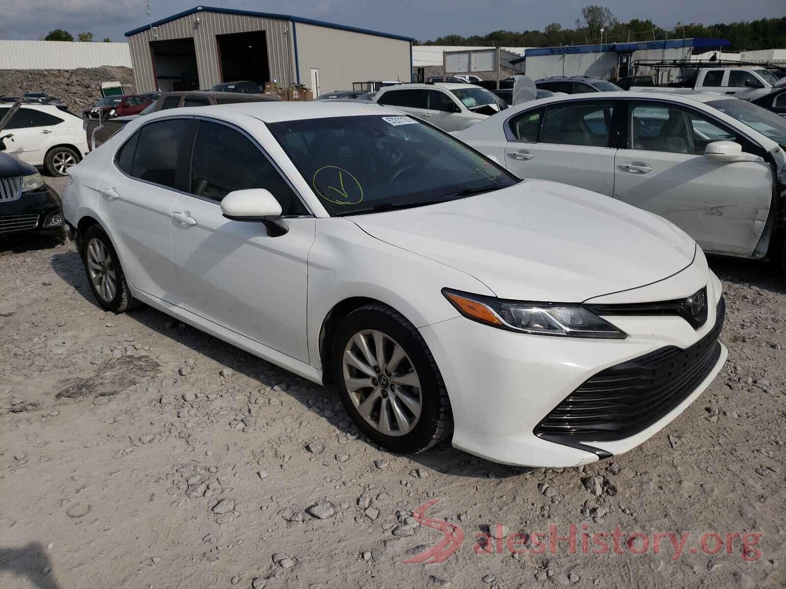 4T1B11HK6JU035066 2018 TOYOTA CAMRY