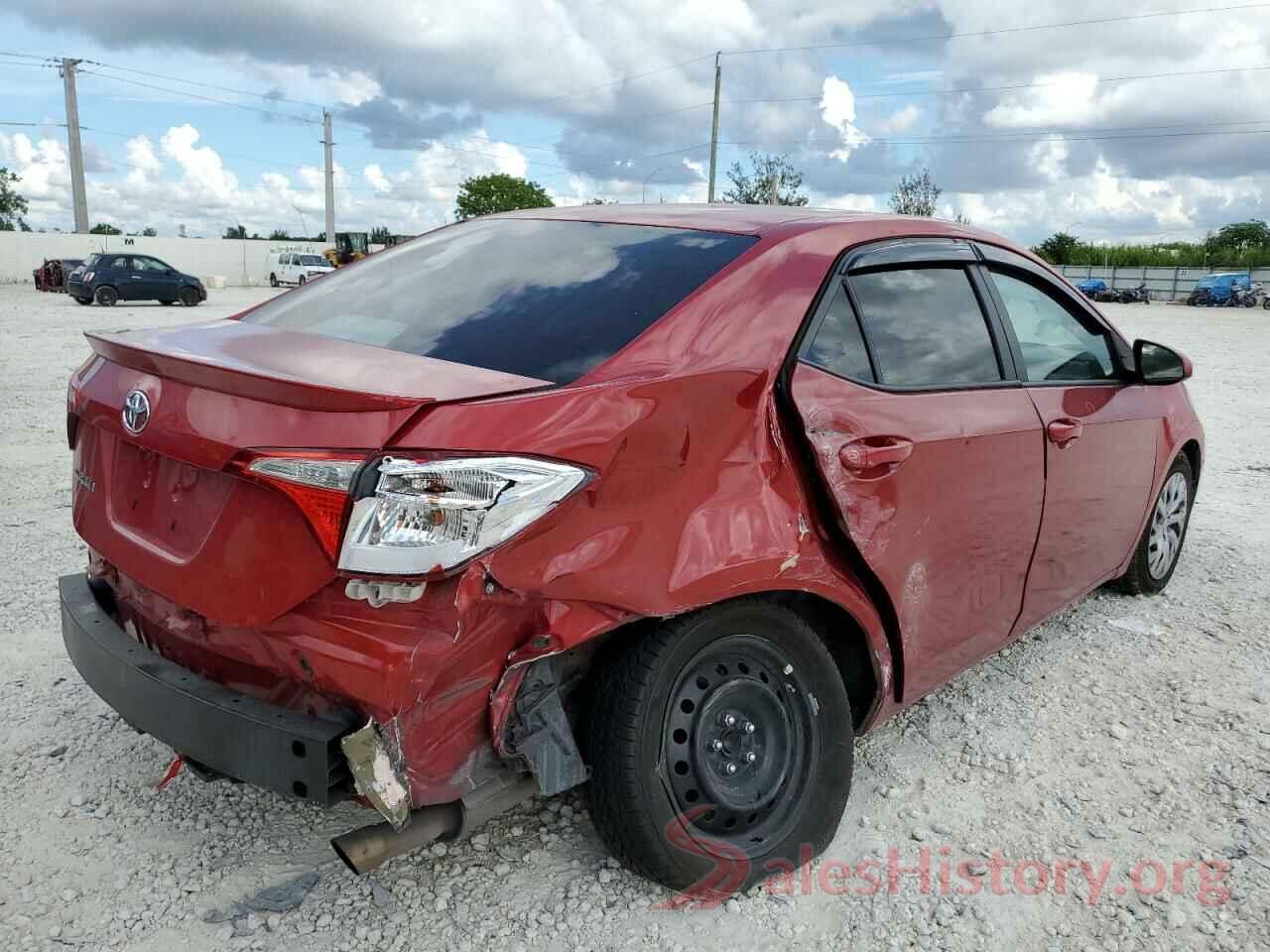 5YFBURHE5JP815576 2018 TOYOTA COROLLA