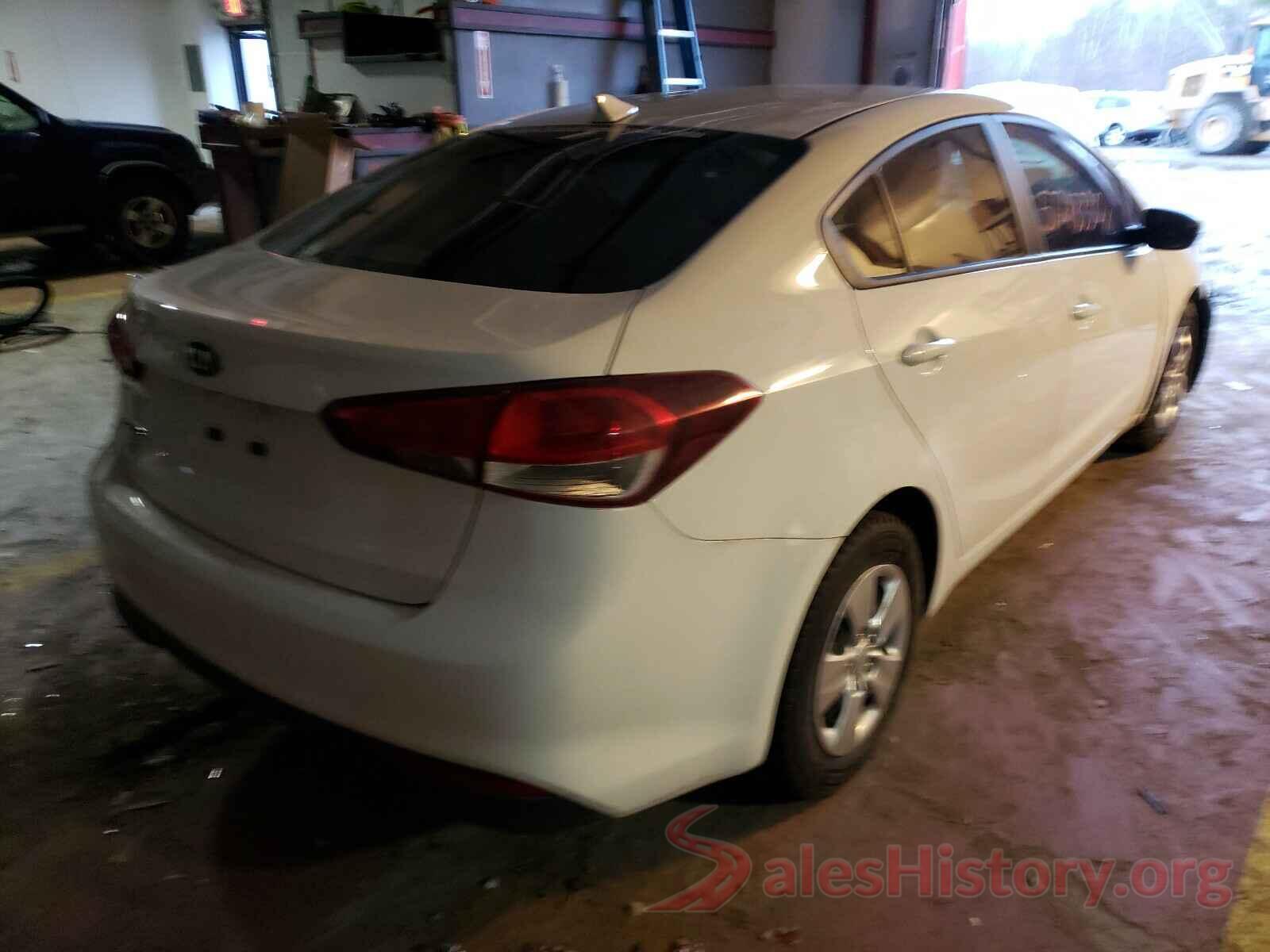 3KPFK4A70JE280874 2018 KIA FORTE