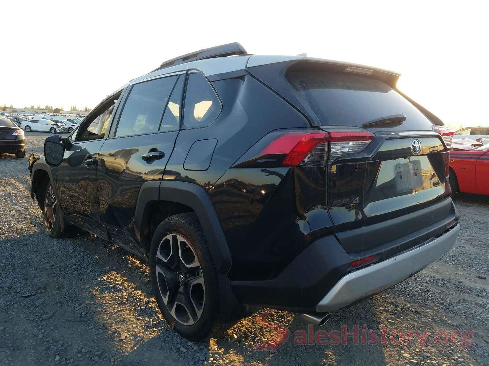 2T3J1RFV8KW019726 2019 TOYOTA RAV4