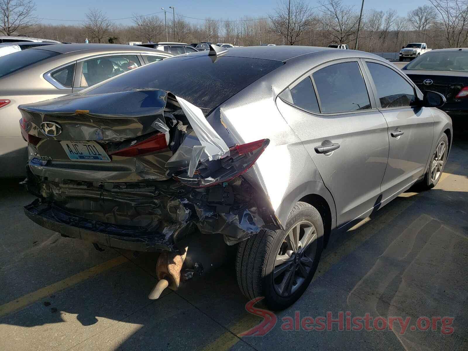 5NPD84LF8JH330975 2018 HYUNDAI ELANTRA