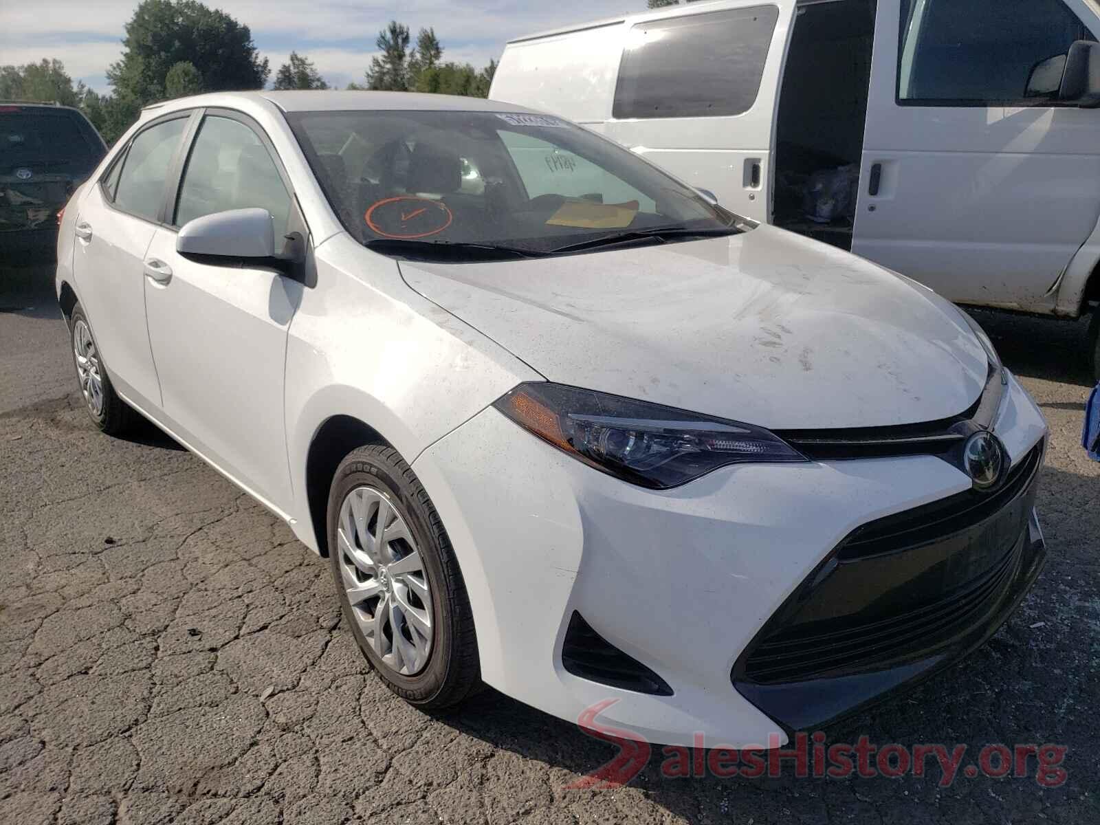 5YFBURHE5JP822916 2018 TOYOTA COROLLA