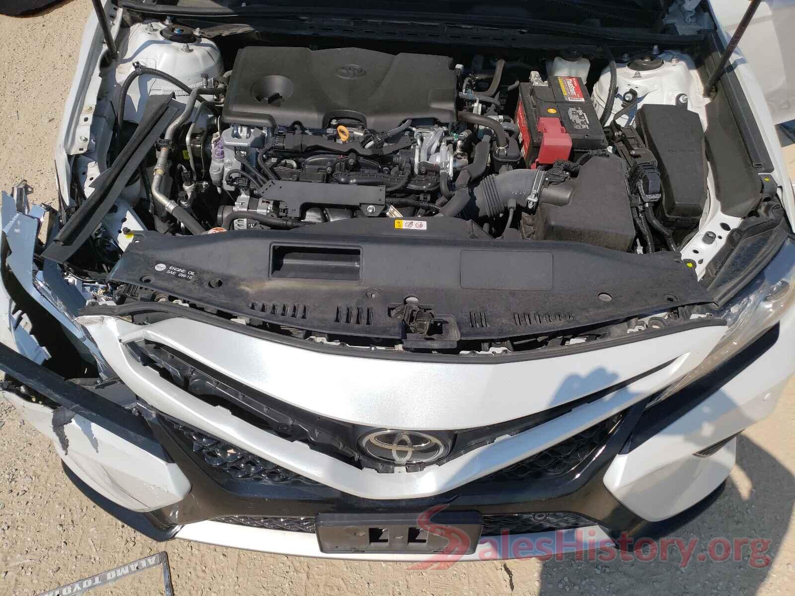 4T1B61HK8JU024605 2018 TOYOTA CAMRY